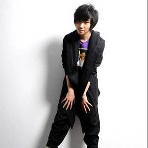 男插女比曲动态图片
